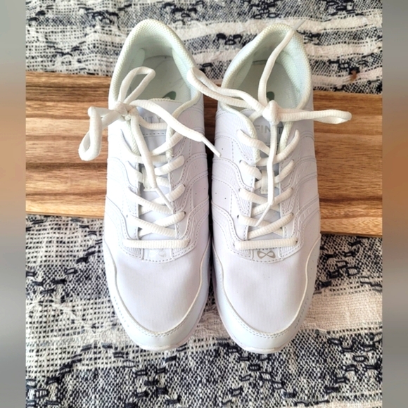 Infinity Cheer Shoes Rival 2, size 9. - Picture 7 of 11